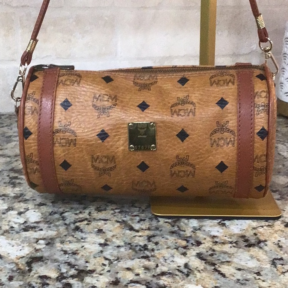 MCM Vicetos Logogram Shoulder Bag PVC Leather Brown Gold Auth 5767F Cylinder - Picture 1 of 9